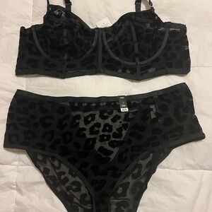 Torrid Velvet Leopard Longline Underwire Bralette & Panty Set - NWT